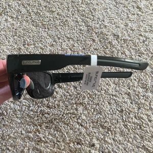 Brand new with tags. Sun cloud sunglasses. Open to offers!!